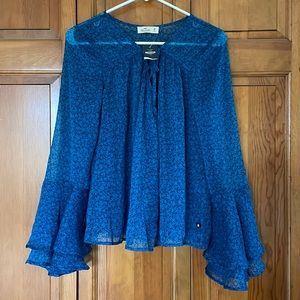 💙 Hollister Womens Top Blue Sheer Floral Bell Sleeve NWT
